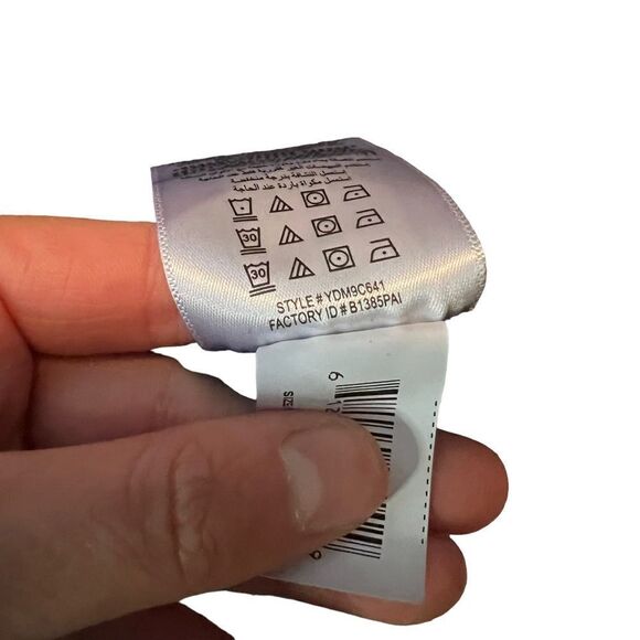 BCBGeneration black surplice jumpsuit. Size xs - Picture 13 of 14